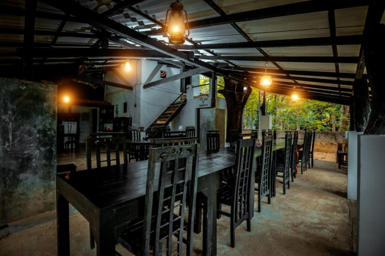 Hotel Sigiriya Kele Extérieur photo