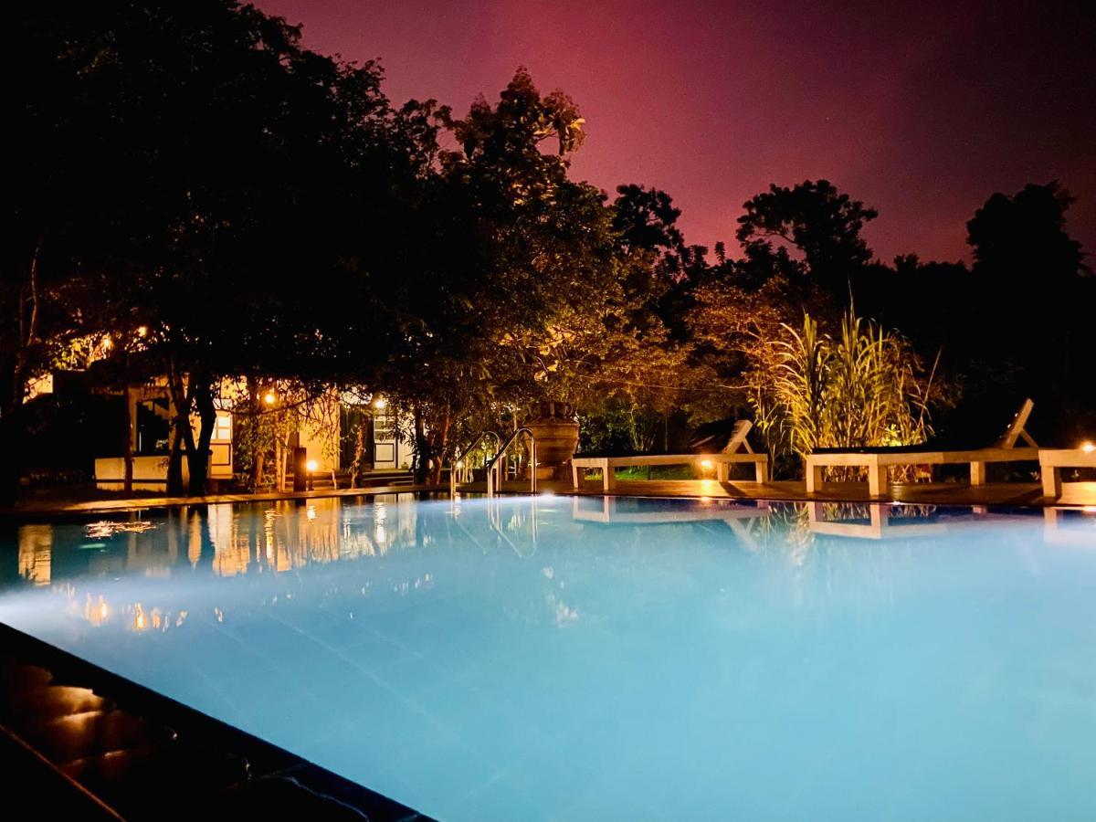 Hotel Sigiriya Kele Extérieur photo